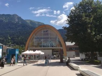 mit der berühmten Nebelhornbahn aufs Nebelhorn.